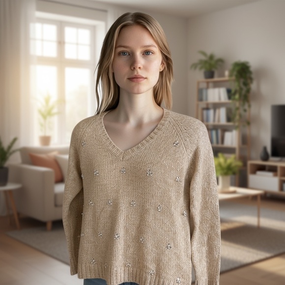 KENSIE V-Neck Sweater. Size Medium - Picture 1 of 15